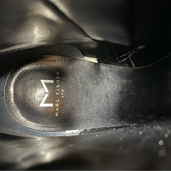 Marc Fisher Urmi Black Suede Pointy Toe Bootie 11M - Picture 12 of 14